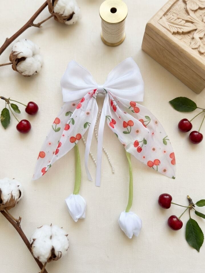 Lale ve Fiyonk Figürlü Kiraz Desenli 10 cm Pens Toka