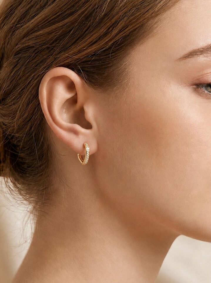 Taşlı Gold Kadın Küpe