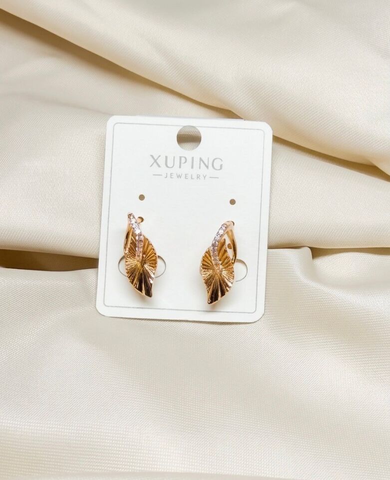 Xuping Rose Renkli Yaprak Model Kadın Çelik Küpe