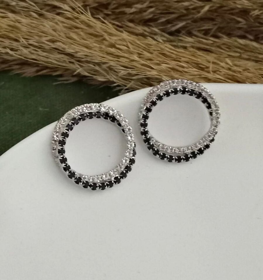 Siyah Beyaz Kristal Taşlı Halka Kadın Abiye Küpe